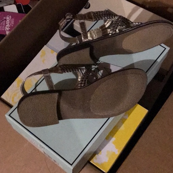 MIA GIRL ❤️ SPARKLING BLING BLING😱👡😱. CUTIES 👣 - Picture 6 of 6